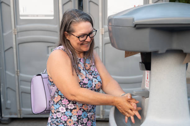 Best Portable toilet rental cost  in Lockwood, MO
